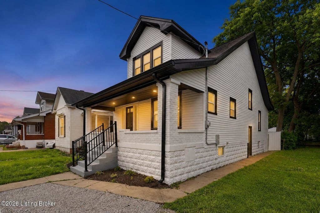 1421 Berry Blvd, Louisville
