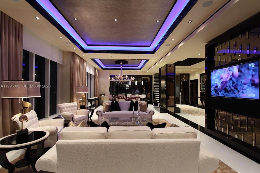 900 Brickell Key Blvd Apt 3403, Miami