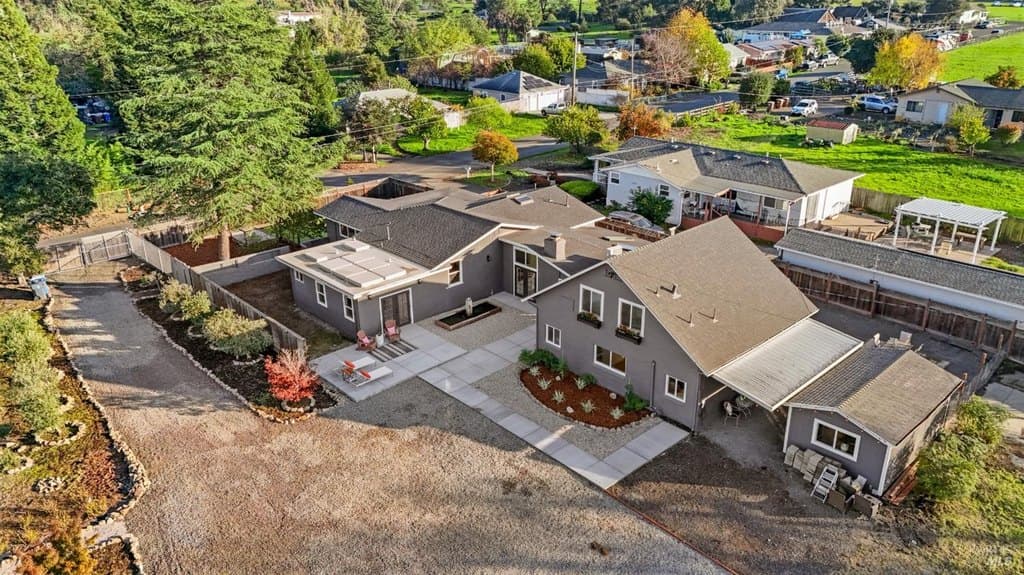 2159 Penny Ln, Napa