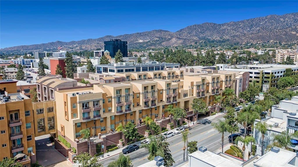 201 E Angeleno Ave Unit 326