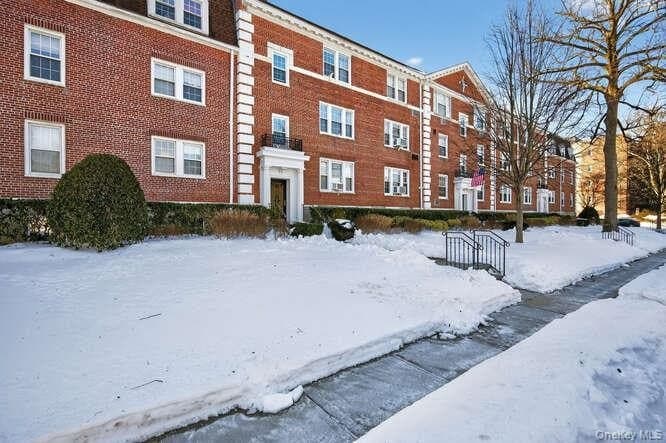 26 Hamilton Pl Apt A2, Garden City