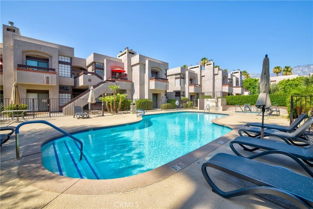 2601 S Broadmoor Dr Apt 44, Palm Springs