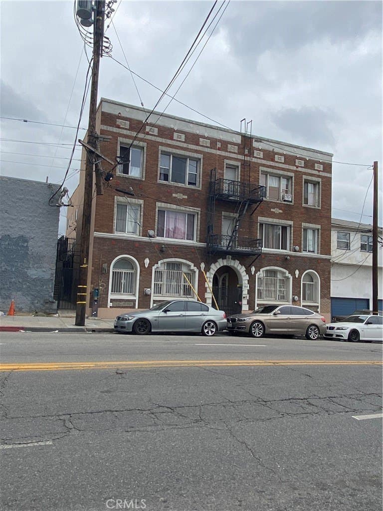 755 S Boyle Ave, Los Angeles