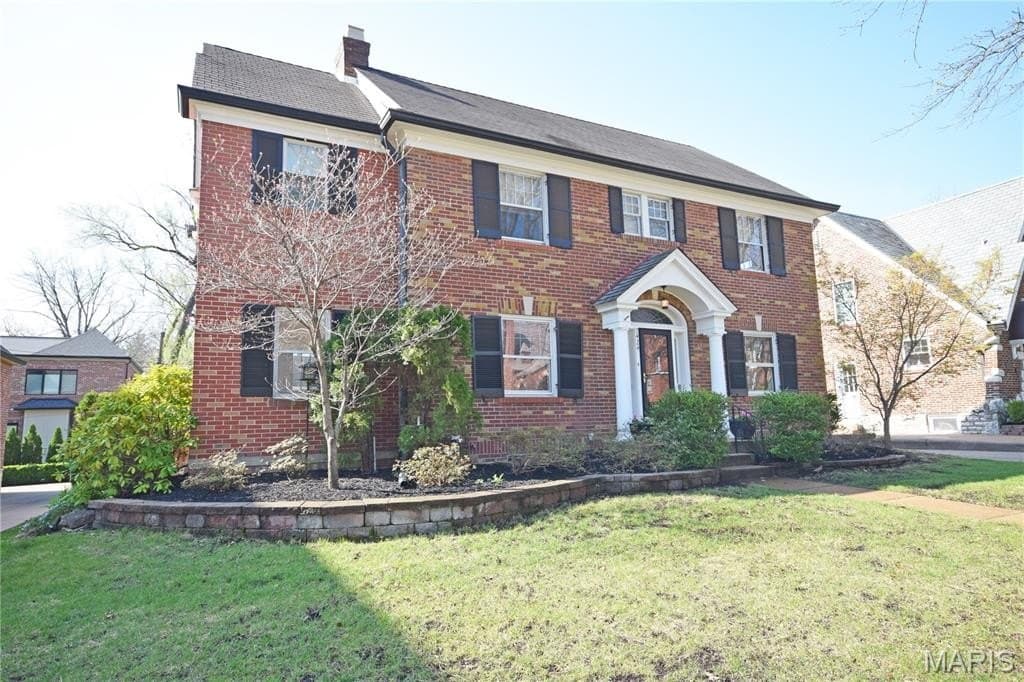 7424 Buckingham Dr, Clayton