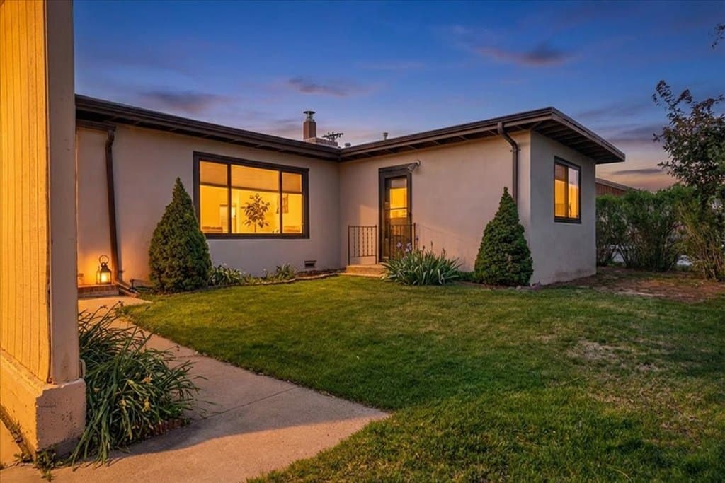 729 45th St Unit B, Los Alamos