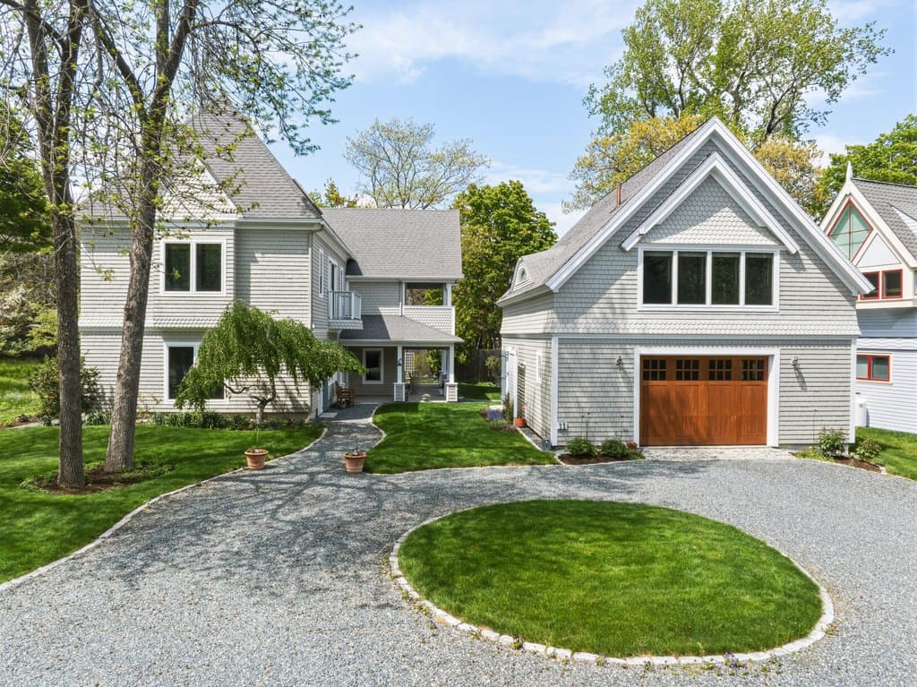 11 Grason Ln, Bar Harbor