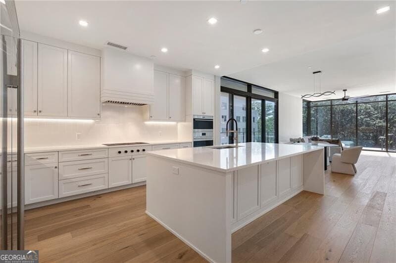 2520 Peachtree Rd NW Unit 403