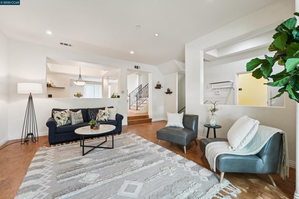 1539 Geary Rd Unit C, Walnut Creek