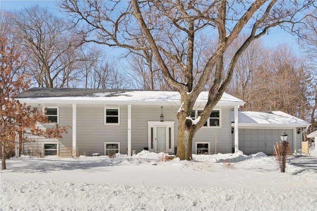 4220 Winchester Ct, Minnetonka