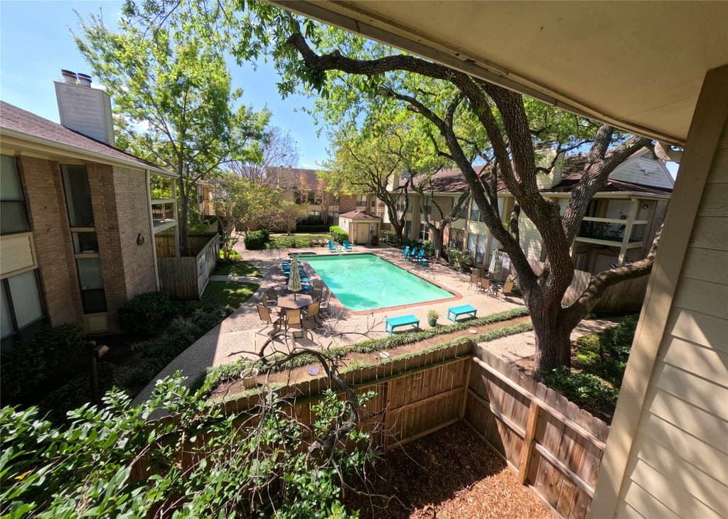 1881 Bering Dr Unit 6, Houston