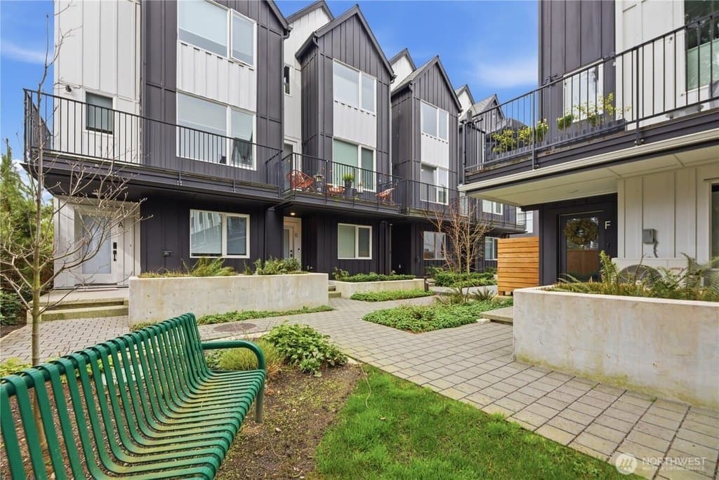 13339 Greenwood Ave N Unit C