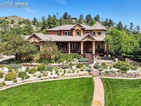 7615 Winding Oaks Dr