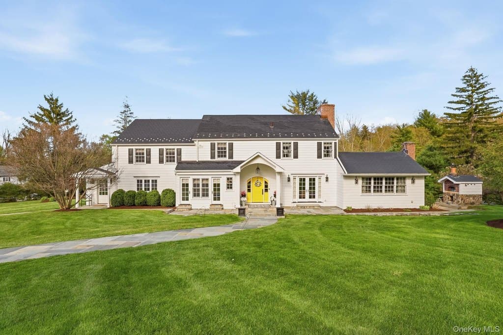 14 Annandale Rd, Chappaqua