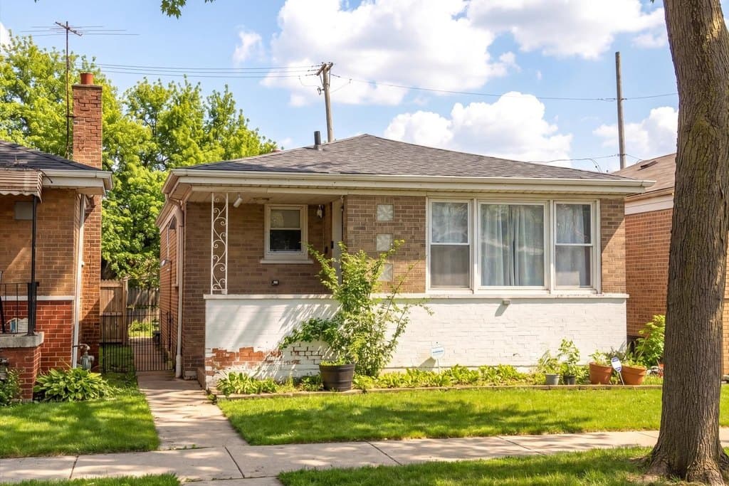 345 W Swann St, Chicago