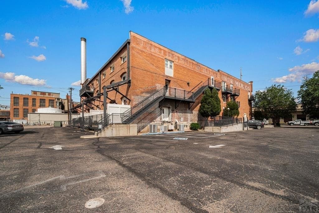 201 Lamkin St Apt 204