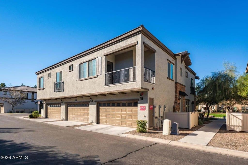 2750 S Voyager Dr Unit 101, Gilbert