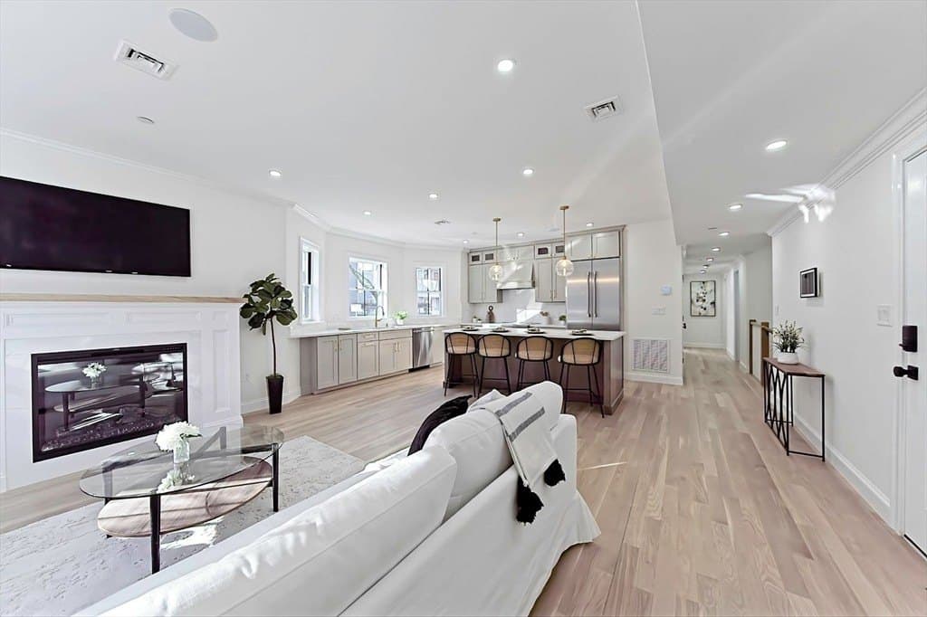 252 Lexington Ave Apt 1, Cambridge