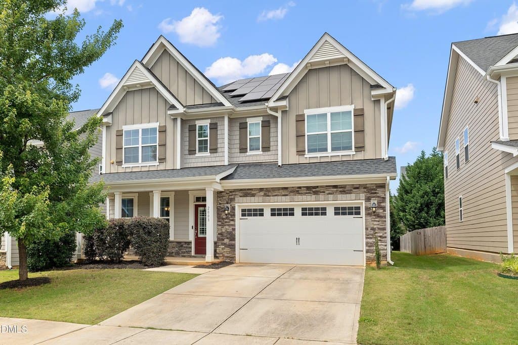 2008 Ernesto Ln, Raleigh