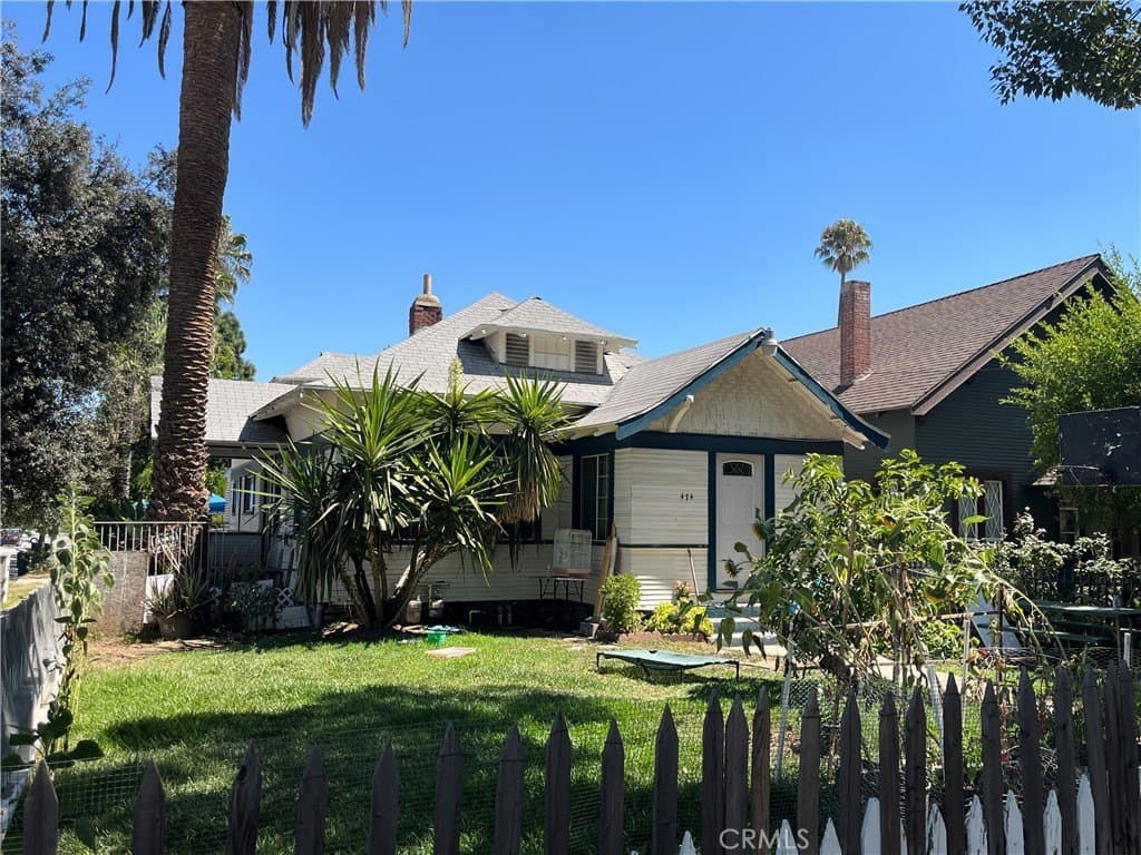 474 N Euclid Ave, Pasadena