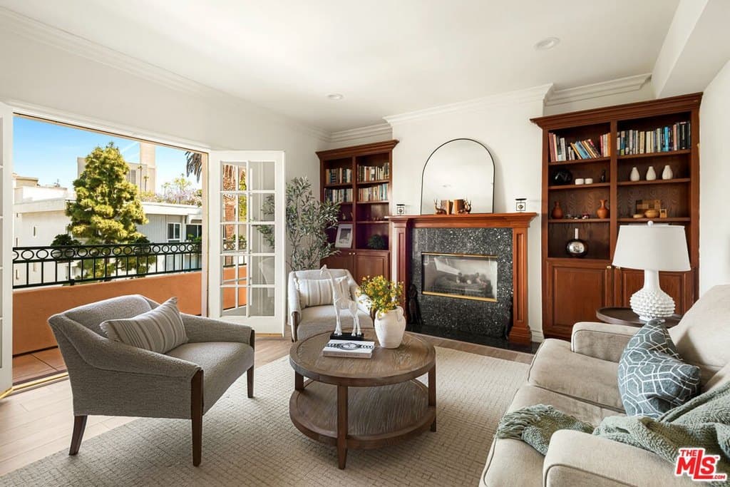 1707 Malcolm Ave Ph 400