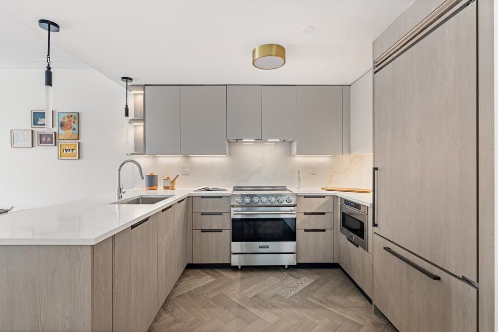 78-29 Austin St Unit 201