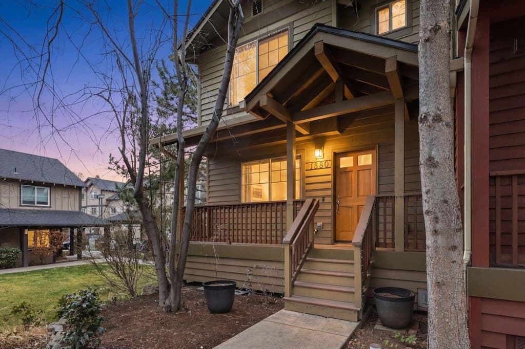 1880 NW Shevlin Park Rd, Bend