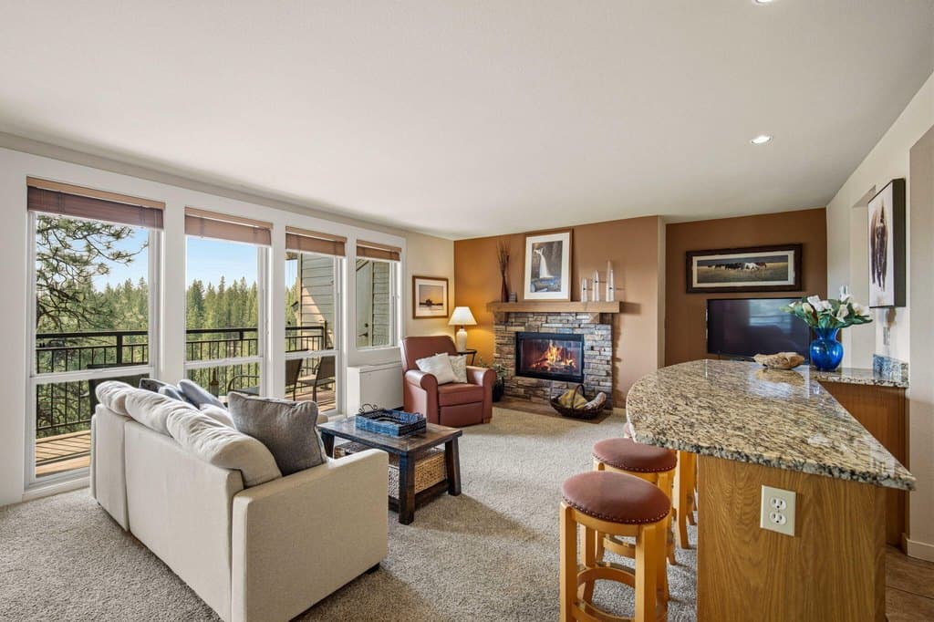 18575 SW Century Dr Unit 1437, Bend