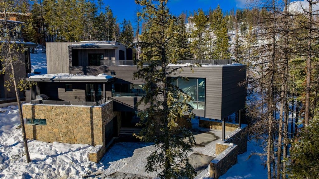 1059 Elk Camp Loop, Whitefish