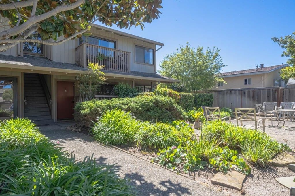 515 Ramona Ct Apt 1, Monterey