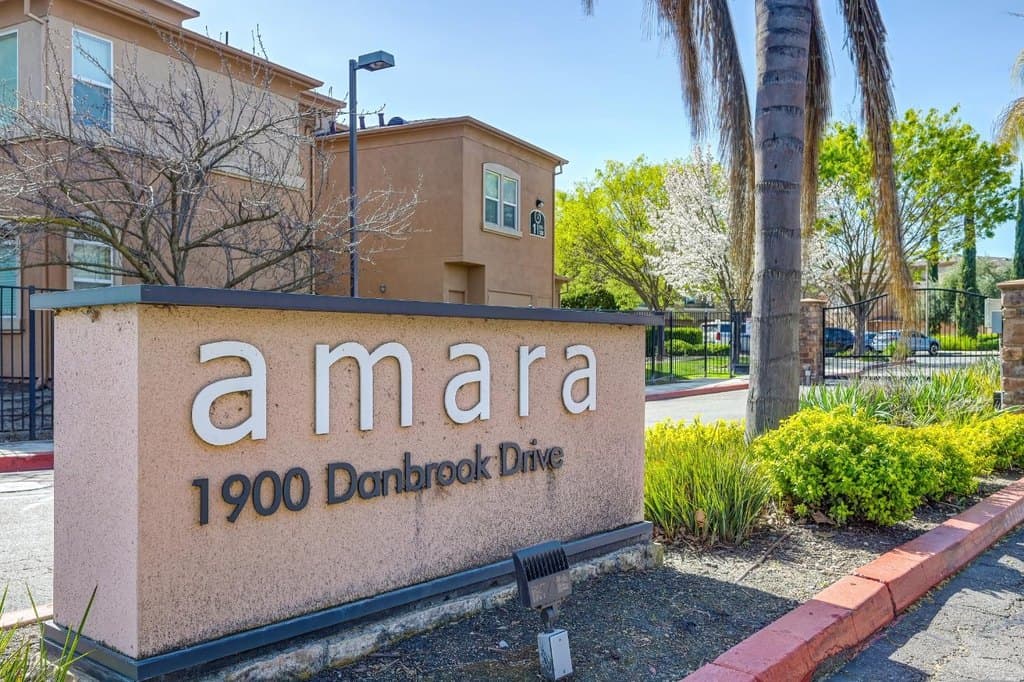 1900 Danbrook Dr Unit 223, Sacramento