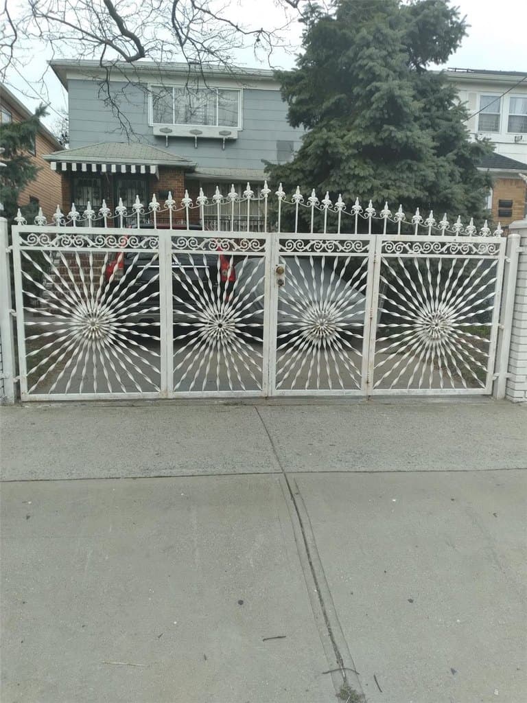 2918 Beach Channel Dr