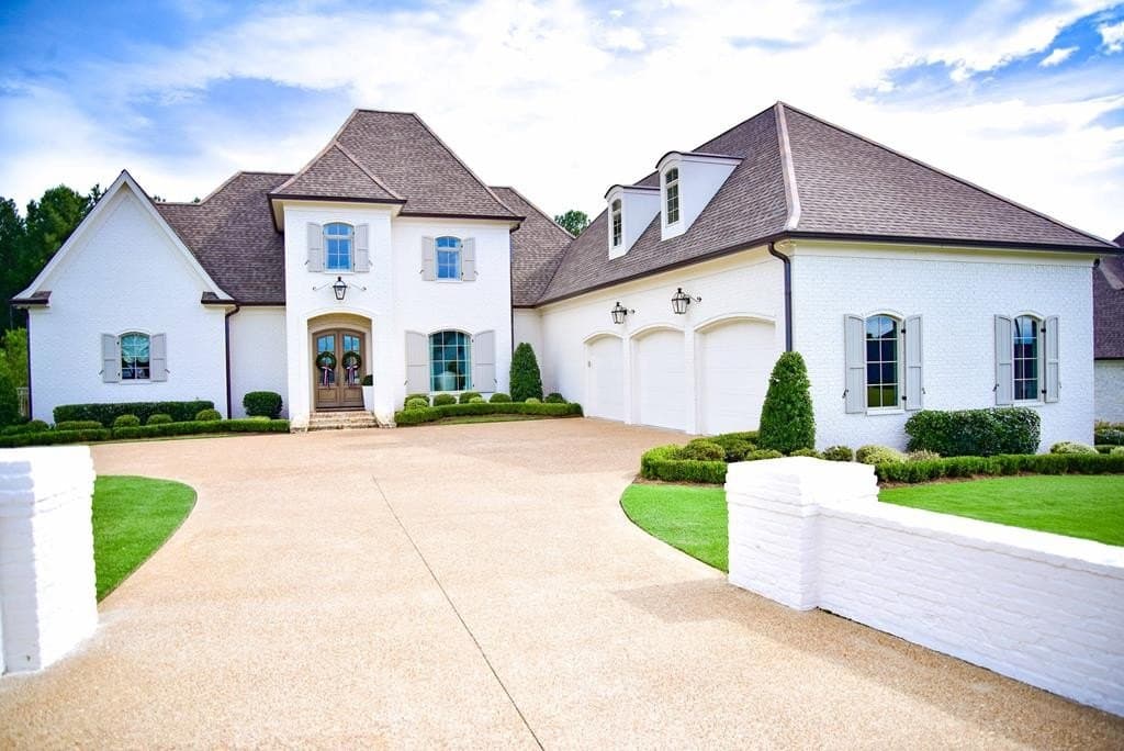 512 Fazio Dr, Oxford