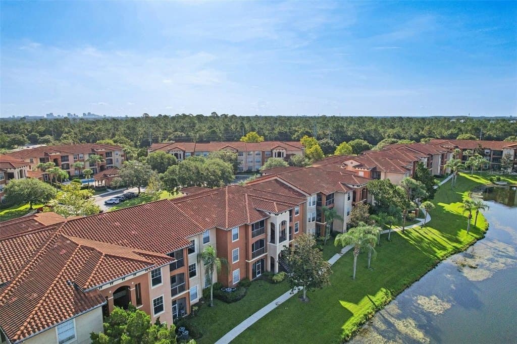 5536 Metrowest Blvd Unit 8-311, Orlando