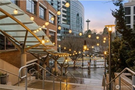 900 Lenora St Unit 804