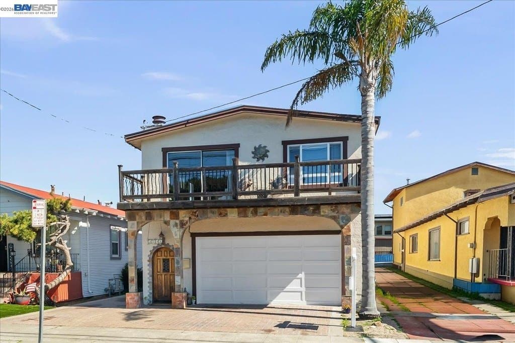 2751 Wallace St, Berkeley