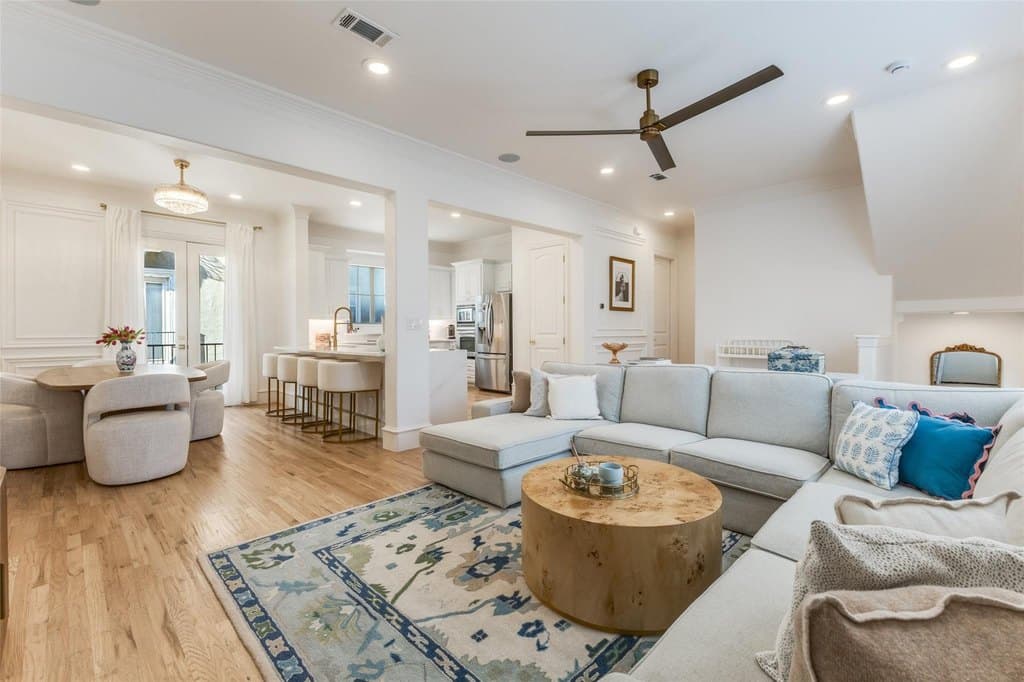 1922 Euclid Ave Apt C, Dallas