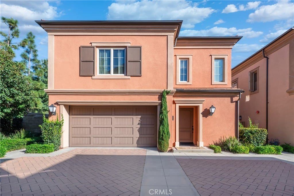 113 Hanging Gdn, Irvine