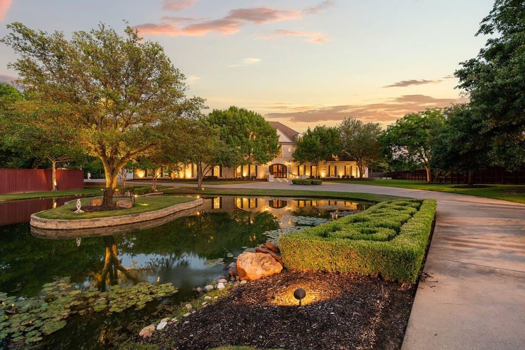 331 S White Chapel Blvd, Southlake