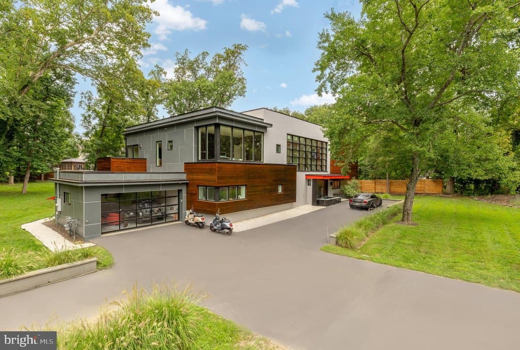 6309 Bradley Blvd, Bethesda