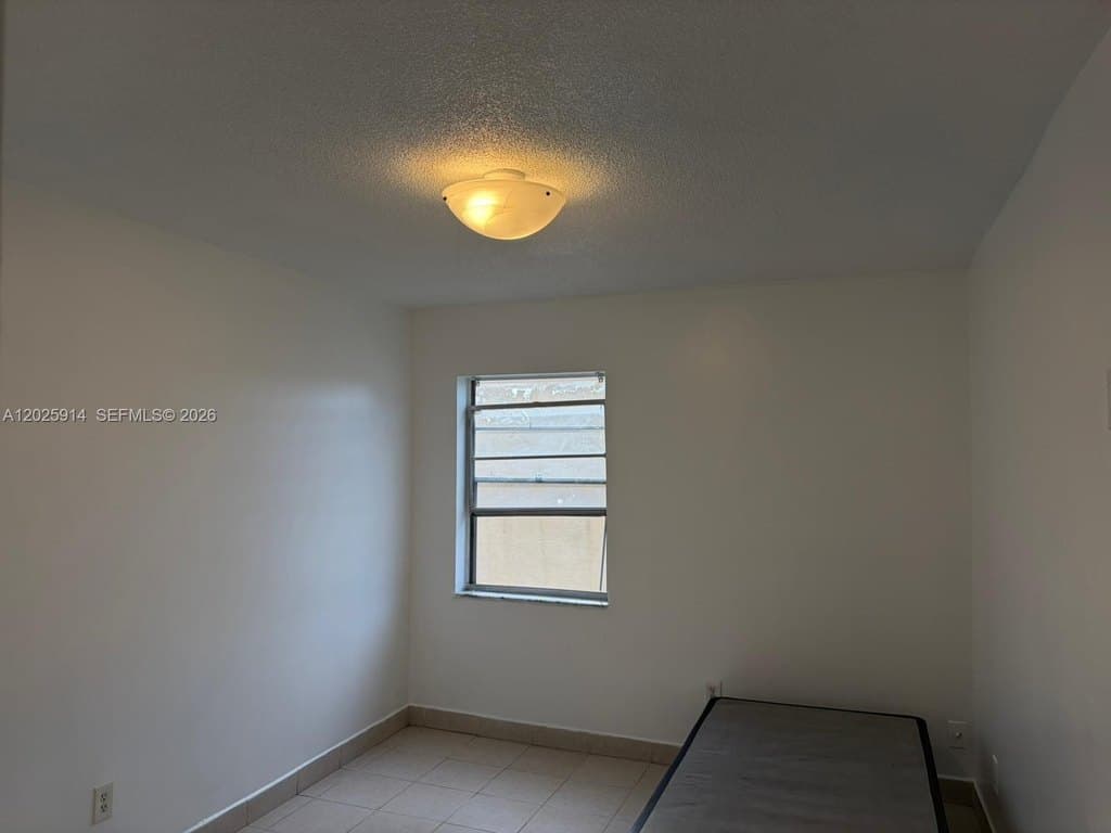 6820 W Flagler St Apt 212, Miami