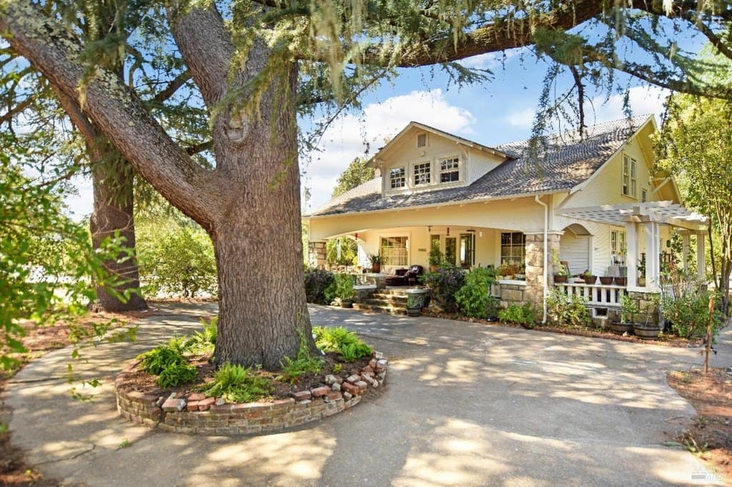19450 Old Winery Rd, Sonoma
