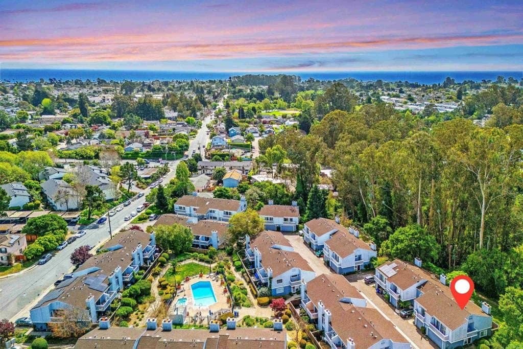 2927 Leotar Cir, Santa Cruz