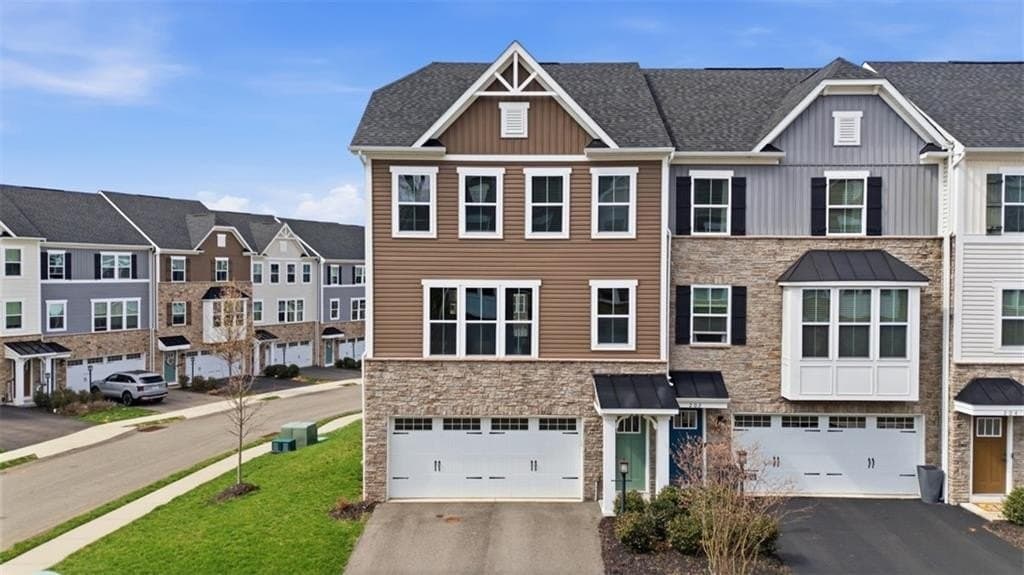 200 Olivia Way, Pittsburgh