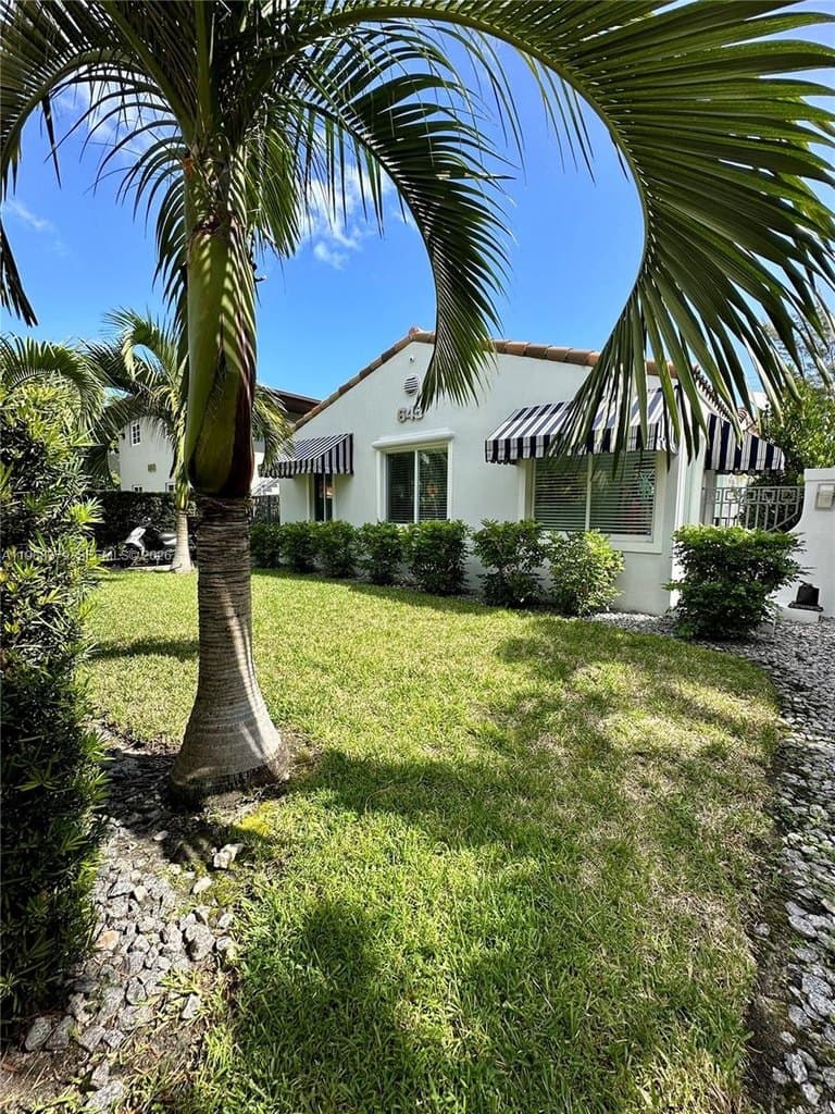 Unknown, Miami Beach