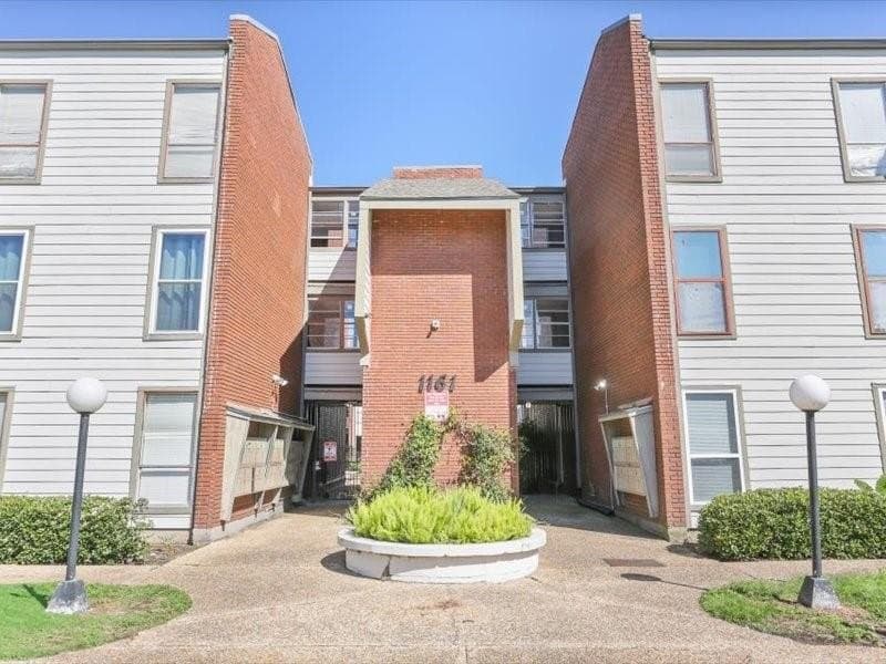 1161 Lake Ave Apt 308, Metairie