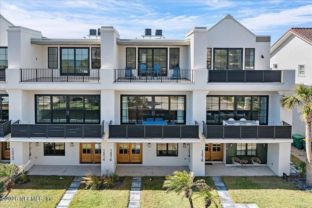1316 1st St N, Jacksonville Beach