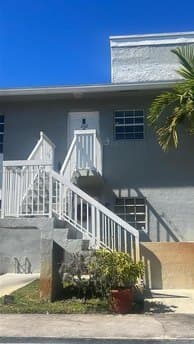 438 NE 210th Cir Ter Unit 202-4