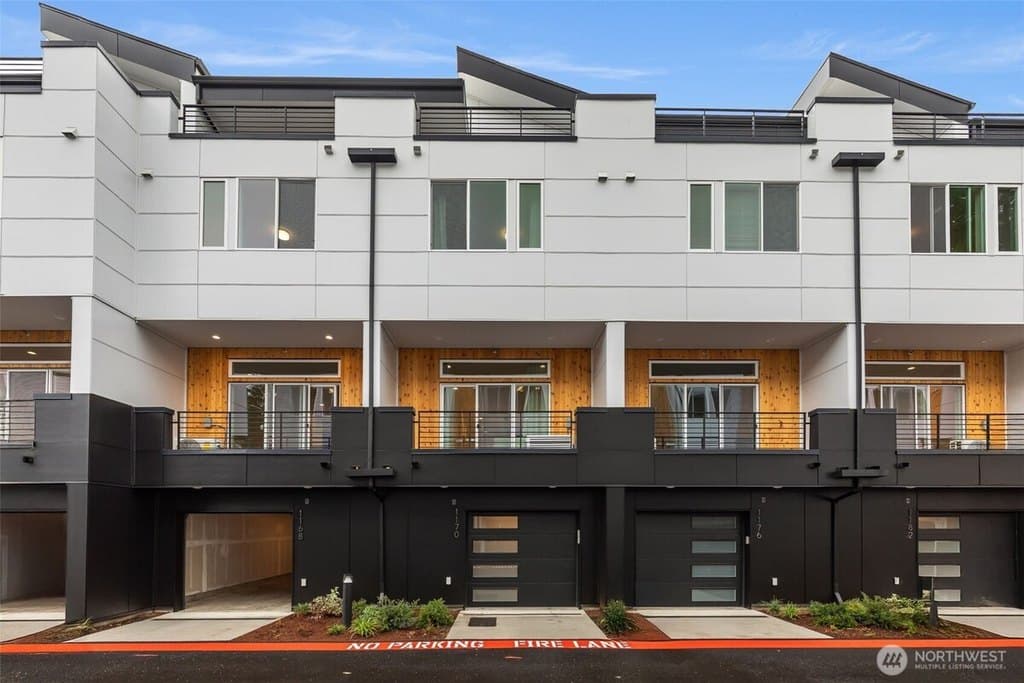 1198 129th Ct NE, Bellevue