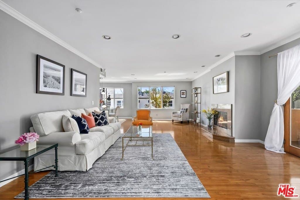 1018 4th St Unit 203, Santa Monica