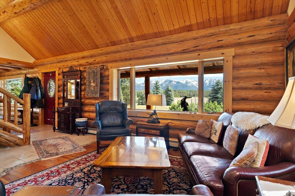 182 Moondance Trl, Bigfork